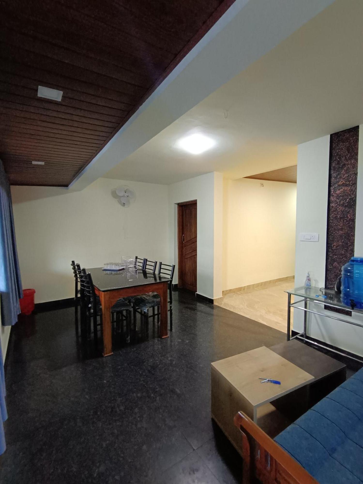 High Shine Homestay Meppādi Esterno foto